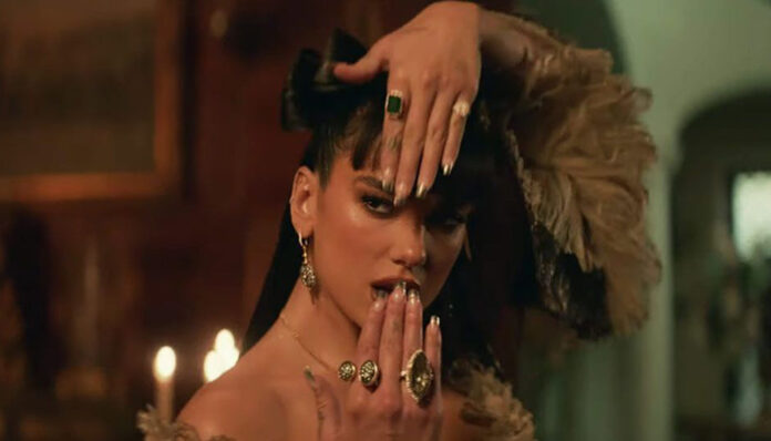 dua-demeanor-696x398